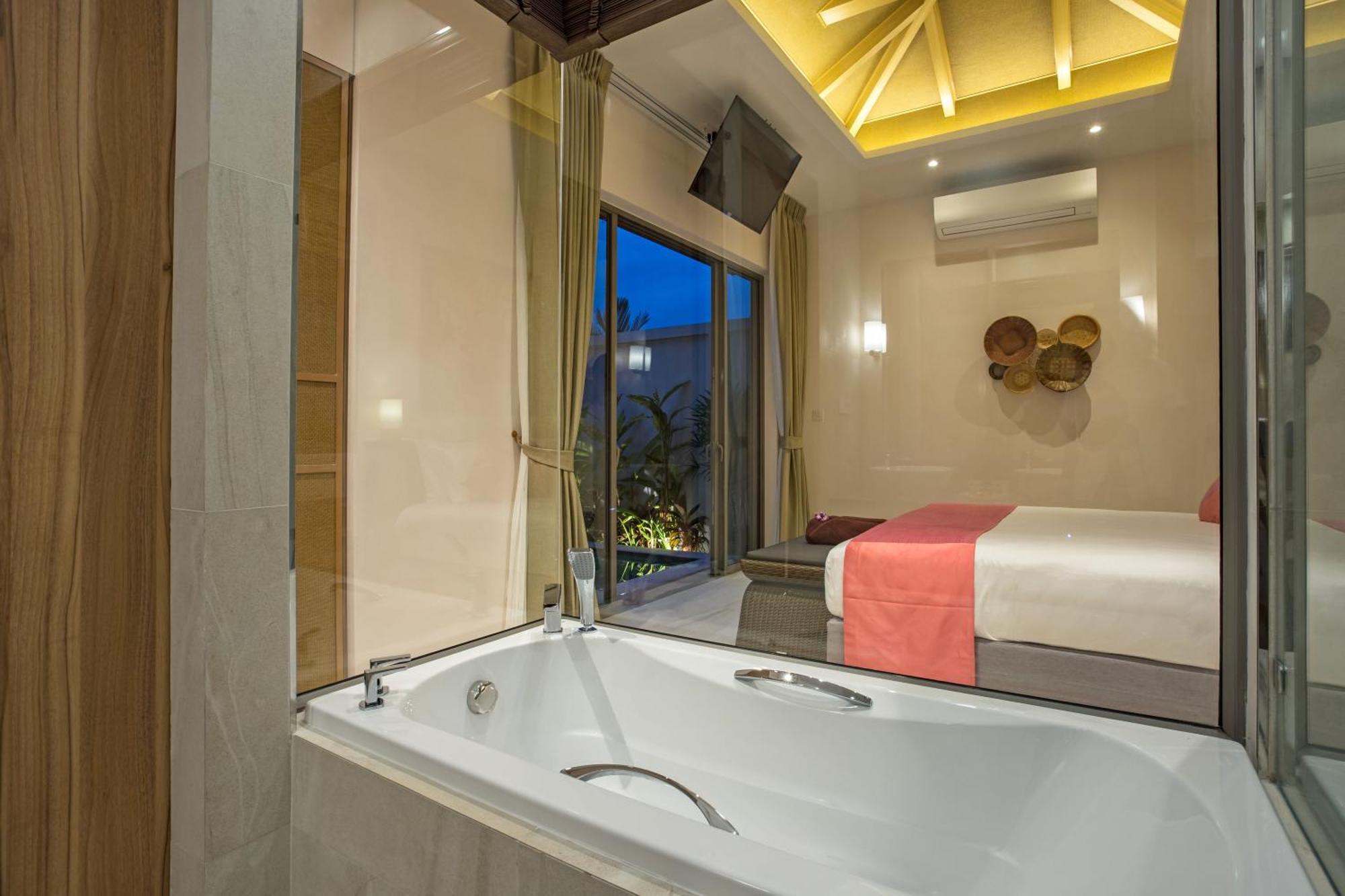 Dalaa 8 Villa Kamala Beach Exterior foto